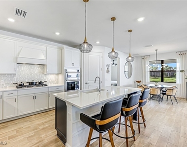 20530 Pebble Glen Drive - Photo Thumbnail 8