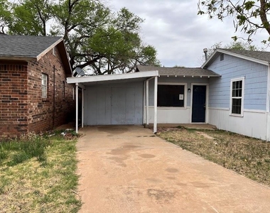 2414 Baylor Street - Photo Thumbnail 11