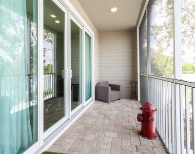 1273 Savona Drive Ne - Photo Thumbnail 10
