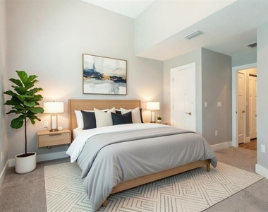 1273 Savona Drive Ne - Photo Thumbnail 15