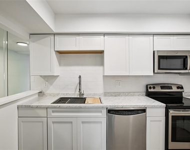 2906 Lichen Lane - Photo Thumbnail 8