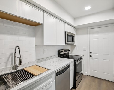 2906 Lichen Lane - Photo Thumbnail 9