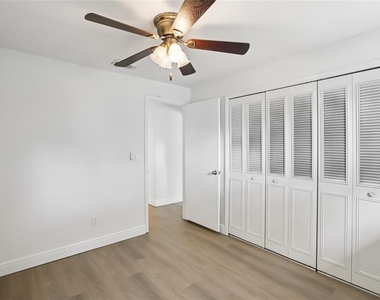 2906 Lichen Lane - Photo Thumbnail 18