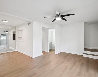 2906 Lichen Lane - Photo Thumbnail 6