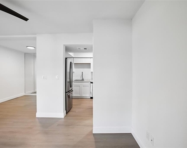 2906 Lichen Lane - Photo Thumbnail 4