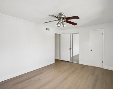 2906 Lichen Lane - Photo Thumbnail 20