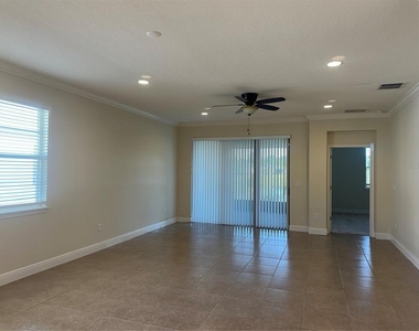 3430 Sagebrush Street - Photo Thumbnail 4