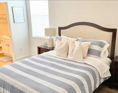 2676 Calistoga Avenue - Photo Thumbnail 13