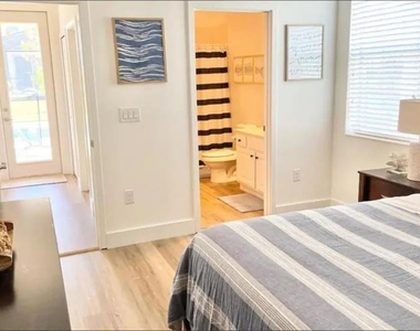 2676 Calistoga Avenue - Photo Thumbnail 12
