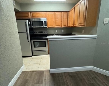 2210 Yankee Place - Photo Thumbnail 6