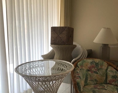 5226 Marsh Field Lane - Photo Thumbnail 16