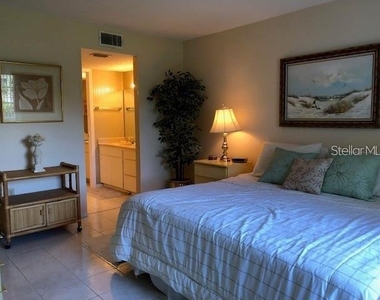 5226 Marsh Field Lane - Photo Thumbnail 35