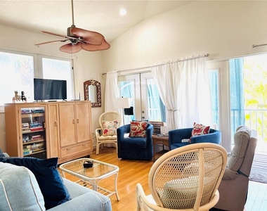 701 Broadway Street - Photo Thumbnail 9