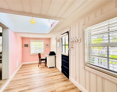 701 Broadway Street - Photo Thumbnail 23
