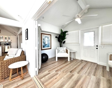 701 Broadway Street - Photo Thumbnail 24