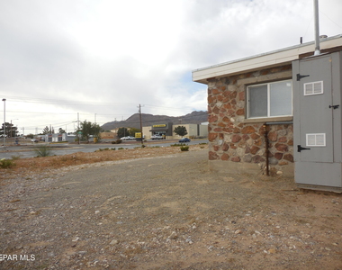 8316 Mercury Street - Photo Thumbnail 15