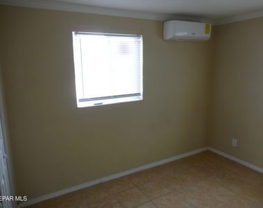 8316 Mercury Street - Photo Thumbnail 7