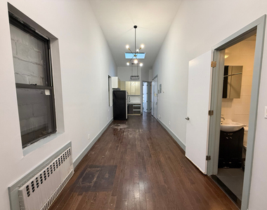 28 Wilson Avenue - Photo Thumbnail 1