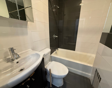 28 Wilson Avenue - Photo Thumbnail 6