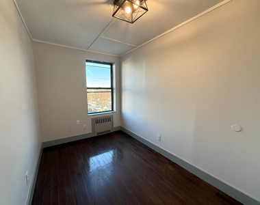28 Wilson Avenue - Photo Thumbnail 4