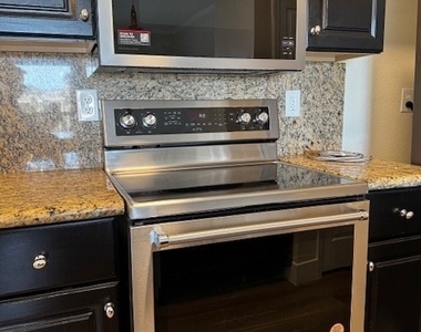 2900 Sunridge Heights Parkway - Photo Thumbnail 6