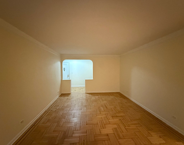 124 East 24th Street - Photo Thumbnail 6