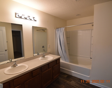 223 Brooklet Circle - Photo Thumbnail 12