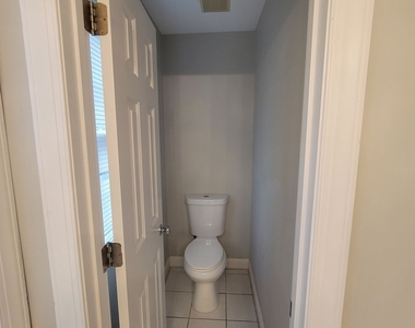 51 Little Street Se - Photo Thumbnail 17