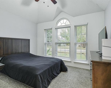 2136 Walden Place - Photo Thumbnail 16