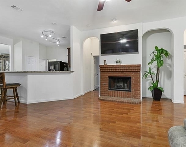 2136 Walden Place - Photo Thumbnail 5