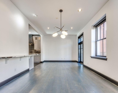 109 Ne 3rd Street - Photo Thumbnail 9