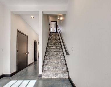 109 Ne 3rd Street - Photo Thumbnail 23