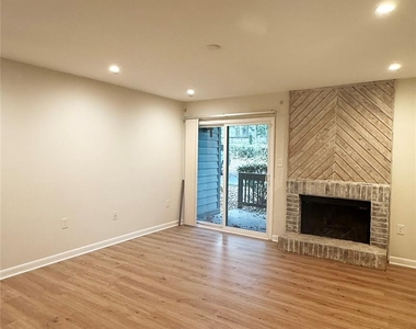 4948 Sardis Road - Photo Thumbnail 3