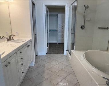 1400 E Ocean Boulevard - Photo Thumbnail 12