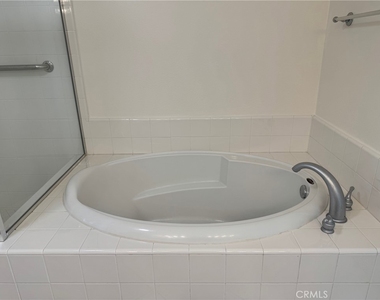 1400 E Ocean Boulevard - Photo Thumbnail 14