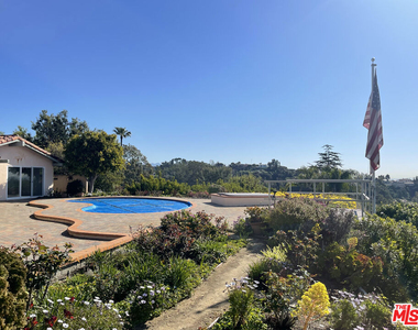 10723 Stradella Court - Photo Thumbnail 16
