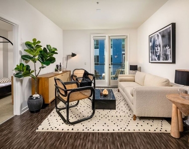 1120 W 6th Street - Photo Thumbnail 4