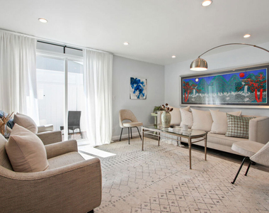 6438 Rhea Avenue - Photo Thumbnail 3