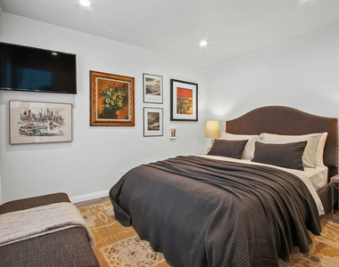 6438 Rhea Avenue - Photo Thumbnail 4