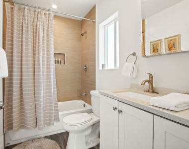 6438 Rhea Avenue - Photo Thumbnail 8