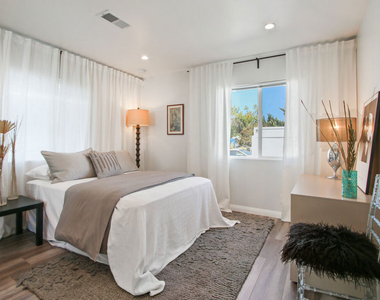 6438 Rhea Avenue - Photo Thumbnail 7