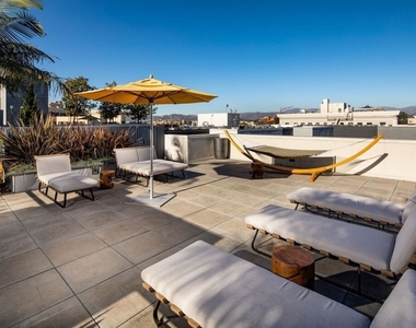 1120 W 6th Street - Photo Thumbnail 30