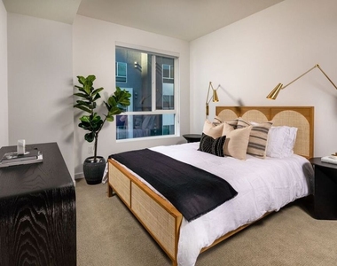 1120 W 6th Street - Photo Thumbnail 8