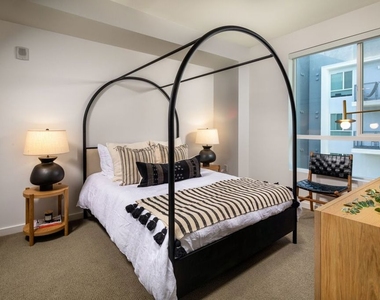 1120 W 6th Street - Photo Thumbnail 10
