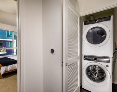 1120 W 6th Street - Photo Thumbnail 14