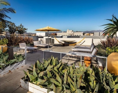 1120 W 6th Street - Photo Thumbnail 29