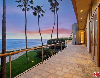 31280 Broad Beach Road - Photo Thumbnail 4