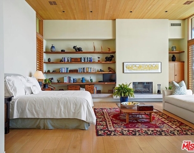 31280 Broad Beach Road - Photo Thumbnail 25