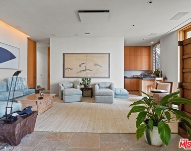 31280 Broad Beach Road - Photo Thumbnail 20