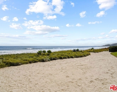 31280 Broad Beach Road - Photo Thumbnail 14
